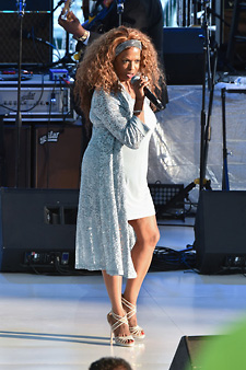 Joan Belgrave at Aretha Franklin Tribute Concert